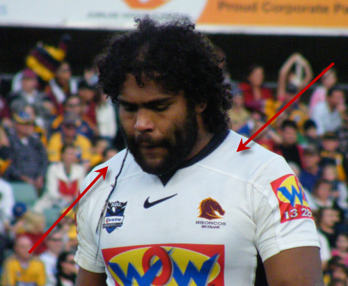 Deciding to play with a hurt shoulder - Sam Thaiday Photo